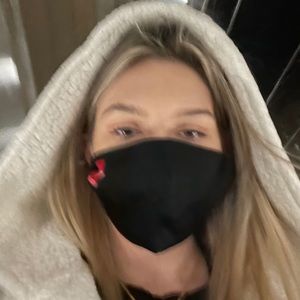 Meet your Posher, Maja